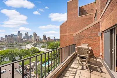 100 2nd Street SE #1004, Minneapolis, MN 55414 - Photo 9