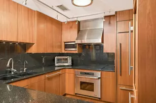 100 2nd St SE, Minneapolis, MN 55414 - Photo 11