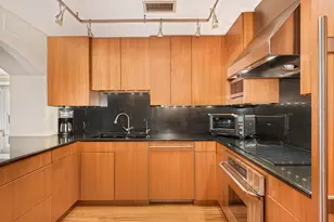 100 2nd St SE, Minneapolis, MN 55414 - Photo 11