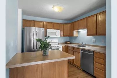 2231 Penn Place N #208, North Saint Paul, MN 55109 - Photo 13