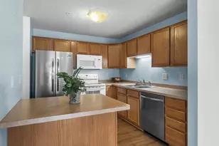 2231 Penn Pl N, North Saint Paul, MN 55109 - Photo 9
