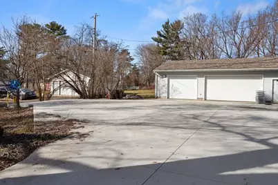 1709 White Bear Avenue N, Maplewood, MN 55109 - Photo 21