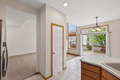 17582 Hackberry Court, Eden Prairie, MN 55347 - Photo 17