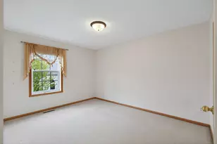 17582 Hackberry Ct, Eden Prairie, MN 55347 - Photo 23