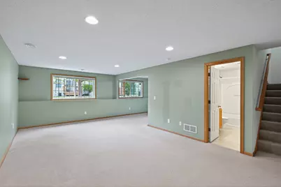 17582 Hackberry Court, Eden Prairie, MN 55347 - Photo 25