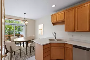 17582 Hackberry Ct, Eden Prairie, MN 55347 - Photo 5
