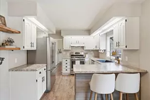 E4180 Woodfield Rd, Eau Claire, WI 54701 - Photo 7