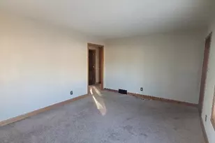 824 Collins Ave, Windom, MN 56101 - Photo 13