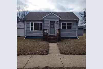 824 Collins Avenue, Windom, MN 56101 - Photo 1