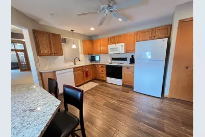 15714 Finesse Way, Apple Valley, MN 55124 - Photo 3