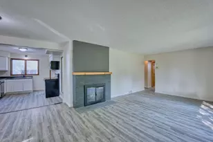 14 E 4th Ave S, Aurora, MN 55705 - Photo 3