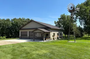 15304 County Rd 11, Herman, MN 56248 - Photo 3