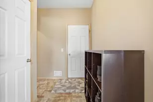 969 Bridle Creek Dr, Jordan, MN 55352 - Photo 21