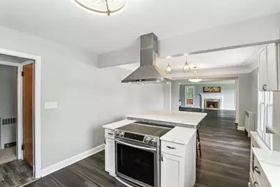 770 Viking Drive E, Maplewood, MN 55117 - Photo 7