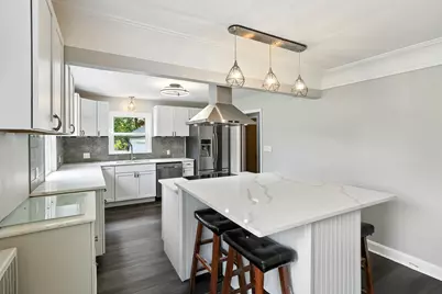 770 Viking Drive E, Maplewood, MN 55117 - Photo 9