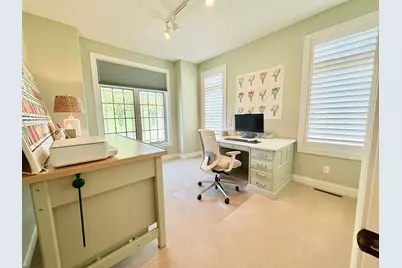 533 Hampton Drive W, Moorhead, MN 56560 - Photo 5