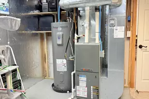 533 Hampton Dr W, Moorhead, MN 56560 - Photo 27