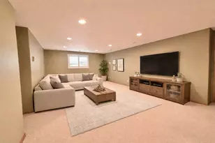 533 Hampton Dr W, Moorhead, MN 56560 - Photo 35