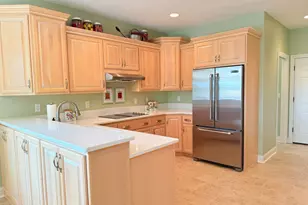 533 Hampton Dr W, Moorhead, MN 56560 - Photo 9