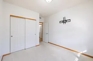 1667 Countryside Dr, Shakopee, MN 55379 - Photo 7