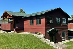 716 Park Ave N, Park Rapids, MN 56470 - Photo 1