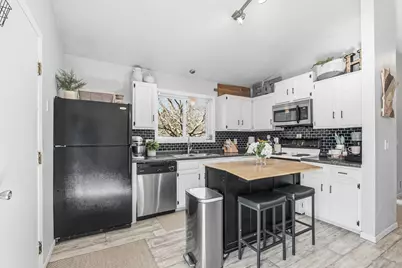 1066 Tiffany Place, Eagan, MN 55123 - Photo 7