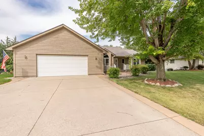 910 Deercreek Parkway, Belle Plaine, MN 56011 - Photo 45