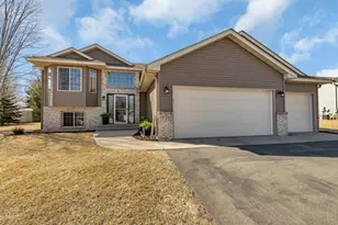 720 Northstar Dr, Sartell, MN 56377 - Photo 1