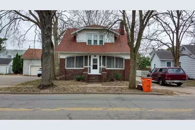 1112 S Barstow Street, Eau Claire, WI 54701 - Photo 1