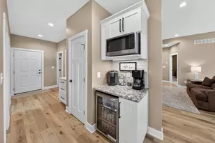 2908 Platinum Dr NE, Rochester, MN 55906 - Photo 11