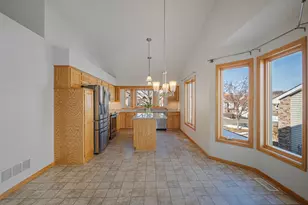 14313 Savanna Oaks Dr, Savage, MN 55378 - Photo 33