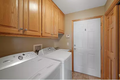 14313 Savanna Oaks Drive, Savage, MN 55378 - Photo 31