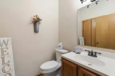 2090 Parkway Avenue, Shakopee, MN 55379 - Photo 11