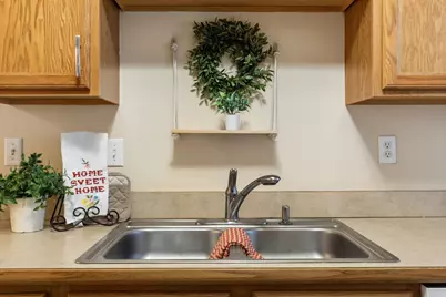 2090 Parkway Avenue, Shakopee, MN 55379 - Photo 7