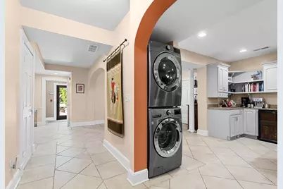 307 Ridgewood Avenue #4, Minneapolis, MN 55403 - Photo 15