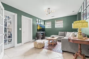 307 Ridgewood Ave, Minneapolis, MN 55403 - Photo 7