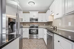 1091 Churchill Pl, Shoreview, MN 55126 - Photo 15