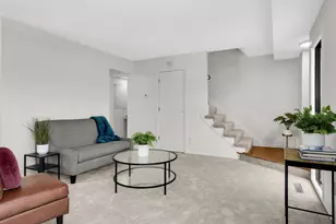 1100 Wagon Wheel Rd, Hopkins, MN 55343 - Photo 9