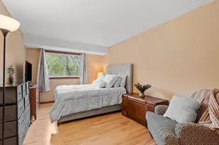 12312 Oak Leaf Ct, Burnsville, MN 55337 - Photo 11