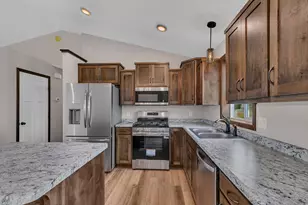 803 Prateria Ave, Avon, MN 56310 - Photo 7
