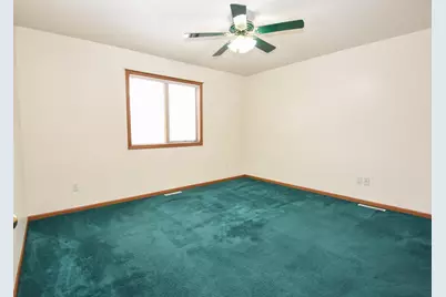 1807 33rd Street S, Moorhead, MN 56560 - Photo 15