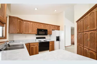 1807 33rd Street S, Moorhead, MN 56560 - Photo 11