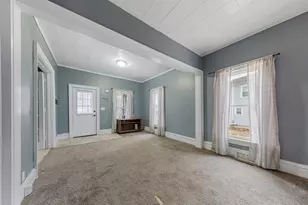 407 3rd St NE, Waseca, MN 56093 - Photo 9