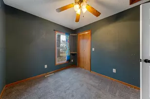 407 3rd St NE, Waseca, MN 56093 - Photo 23