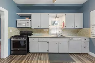 407 3rd St NE, Waseca, MN 56093 - Photo 11