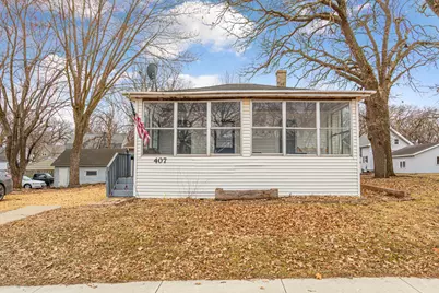 407 3rd Street NE, Waseca, MN 56093 - Photo 3