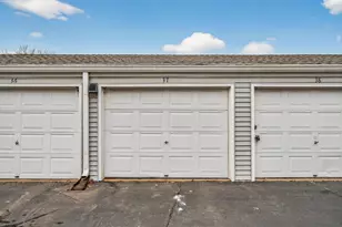 1601 N Innsbruck Dr, Fridley, MN 55432 - Photo 23