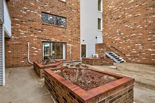 1601 N Innsbruck Dr, Fridley, MN 55432 - Photo 31