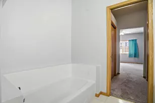 14701 Courtyard Cir, Burnsville, MN 55306 - Photo 29