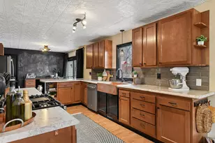 6925 Willow Ln, Brooklyn Center, MN 55430 - Photo 5